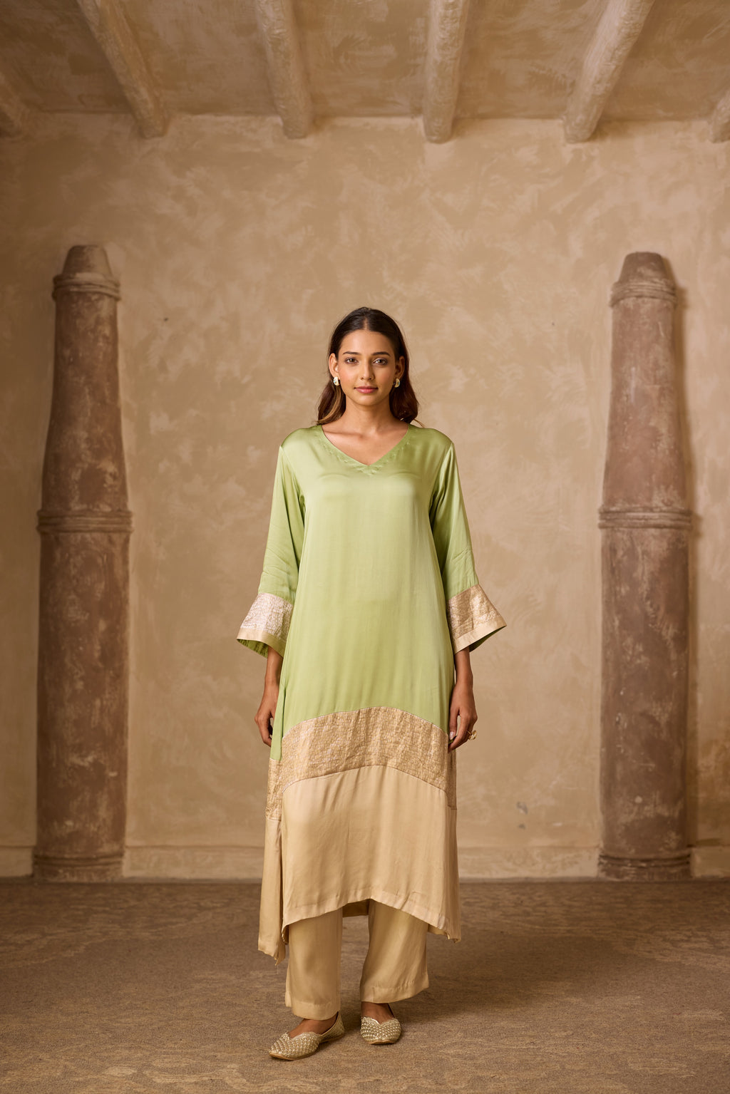 HEENA KAFTAN SET PISTA GREEN