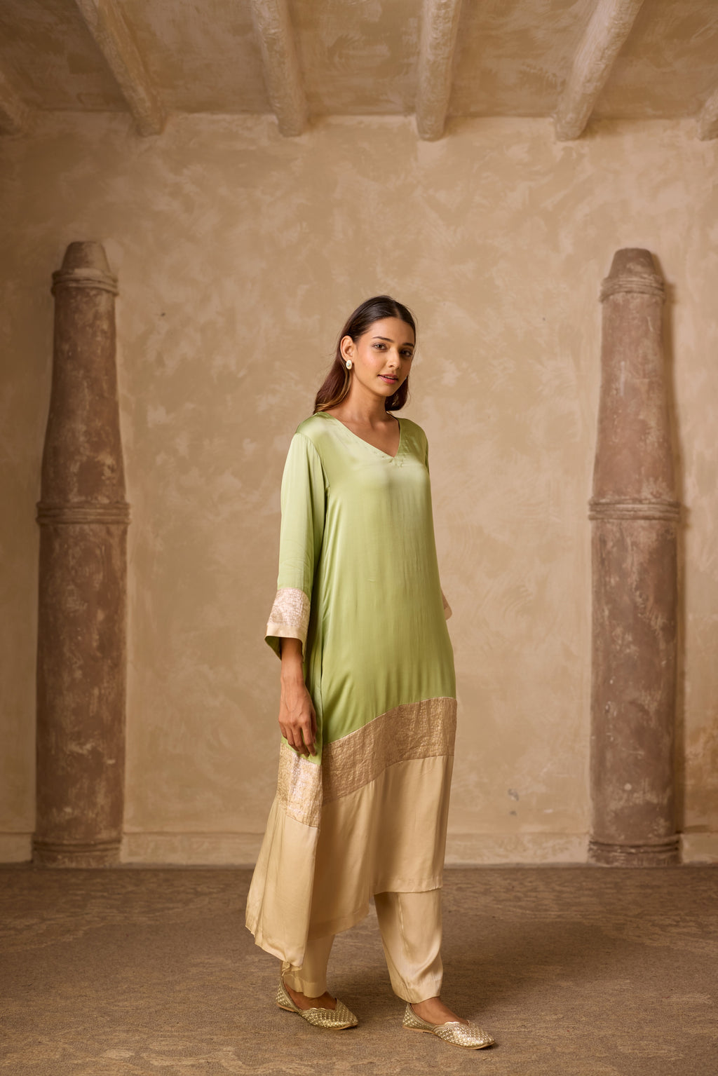 HEENA KAFTAN SET PISTA GREEN