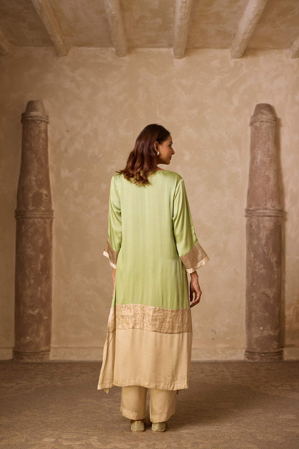 HEENA KAFTAN SET PISTA GREEN