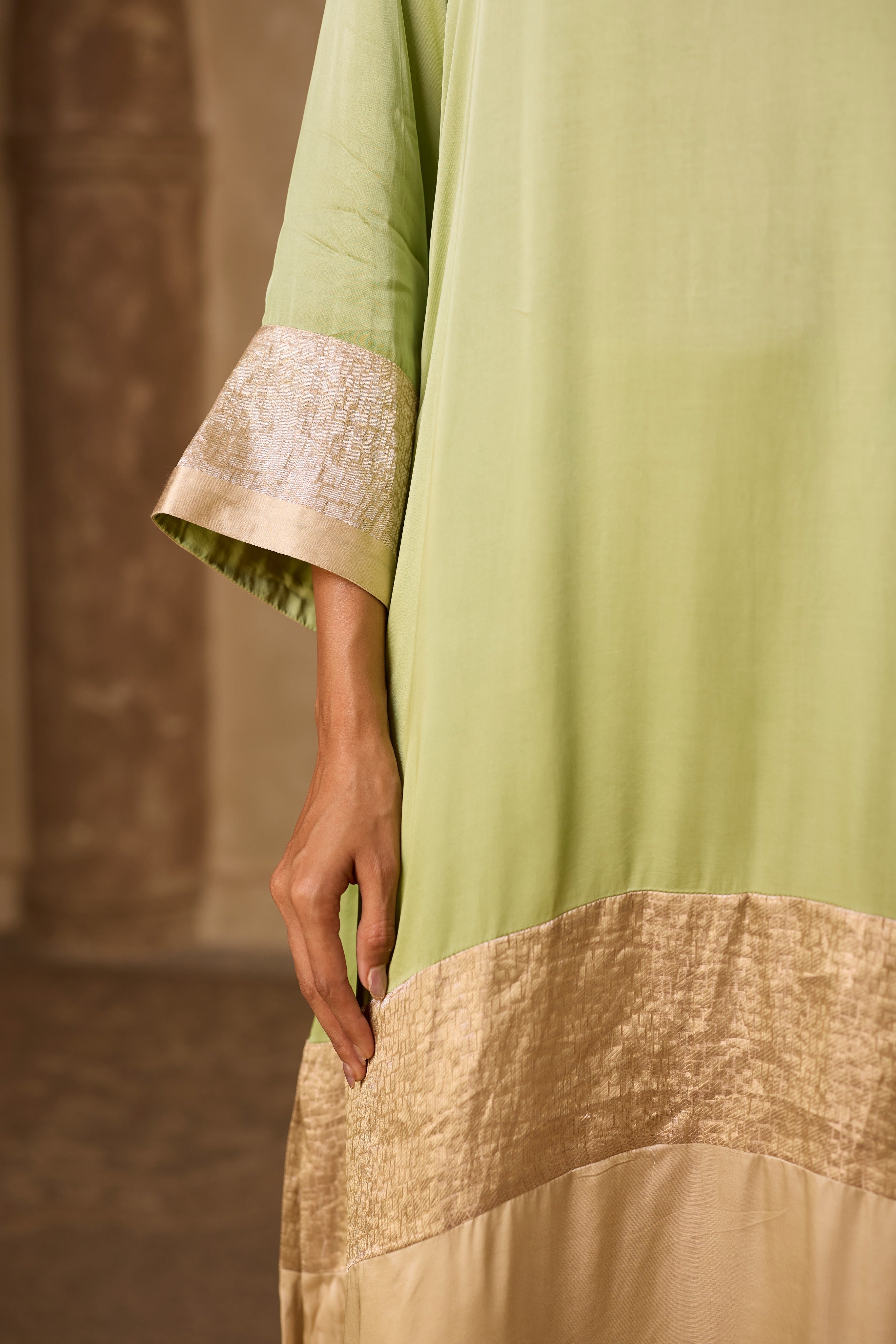 HEENA KAFTAN SET PISTA GREEN