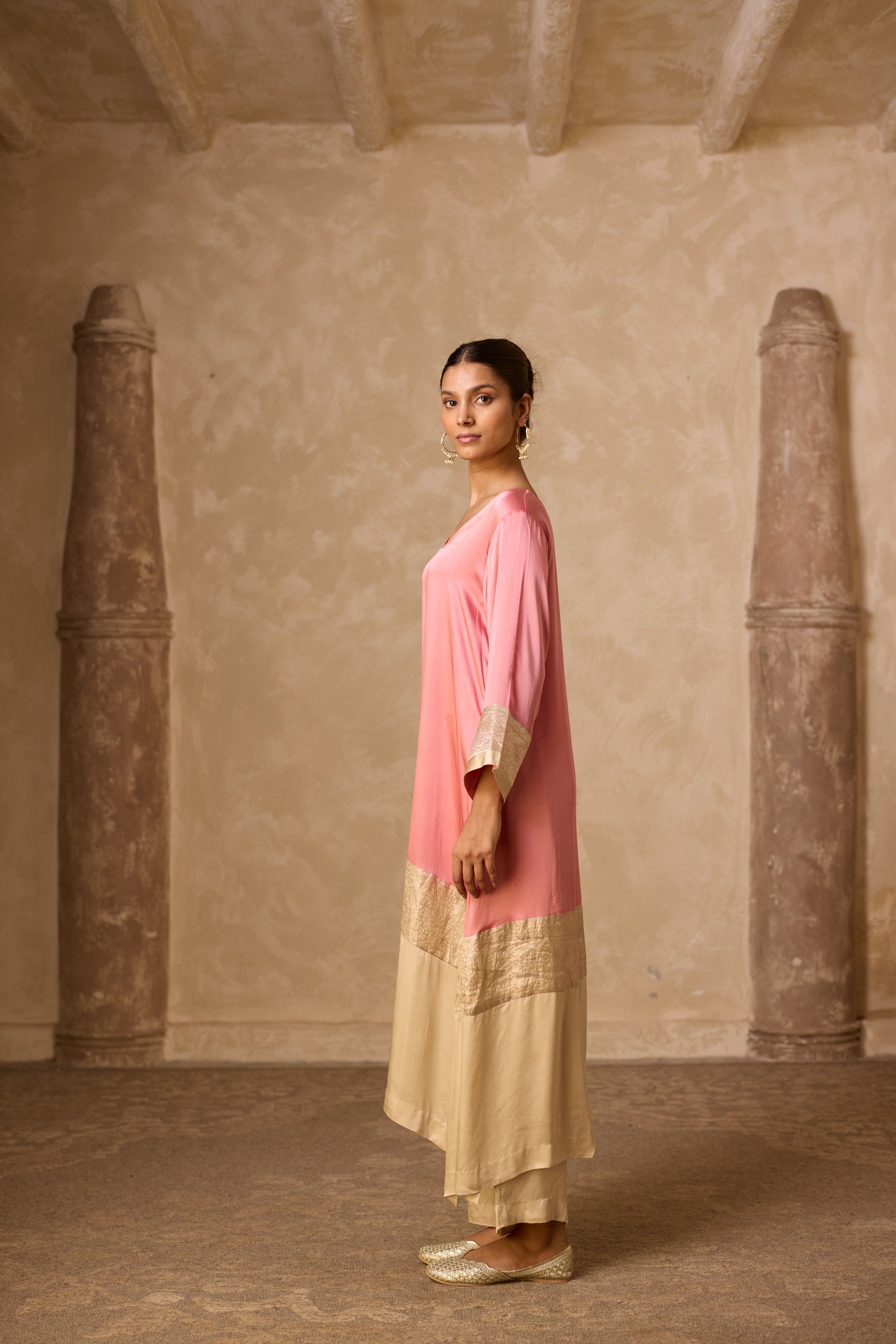 HEENA KAFTAN SET DULL ROSE