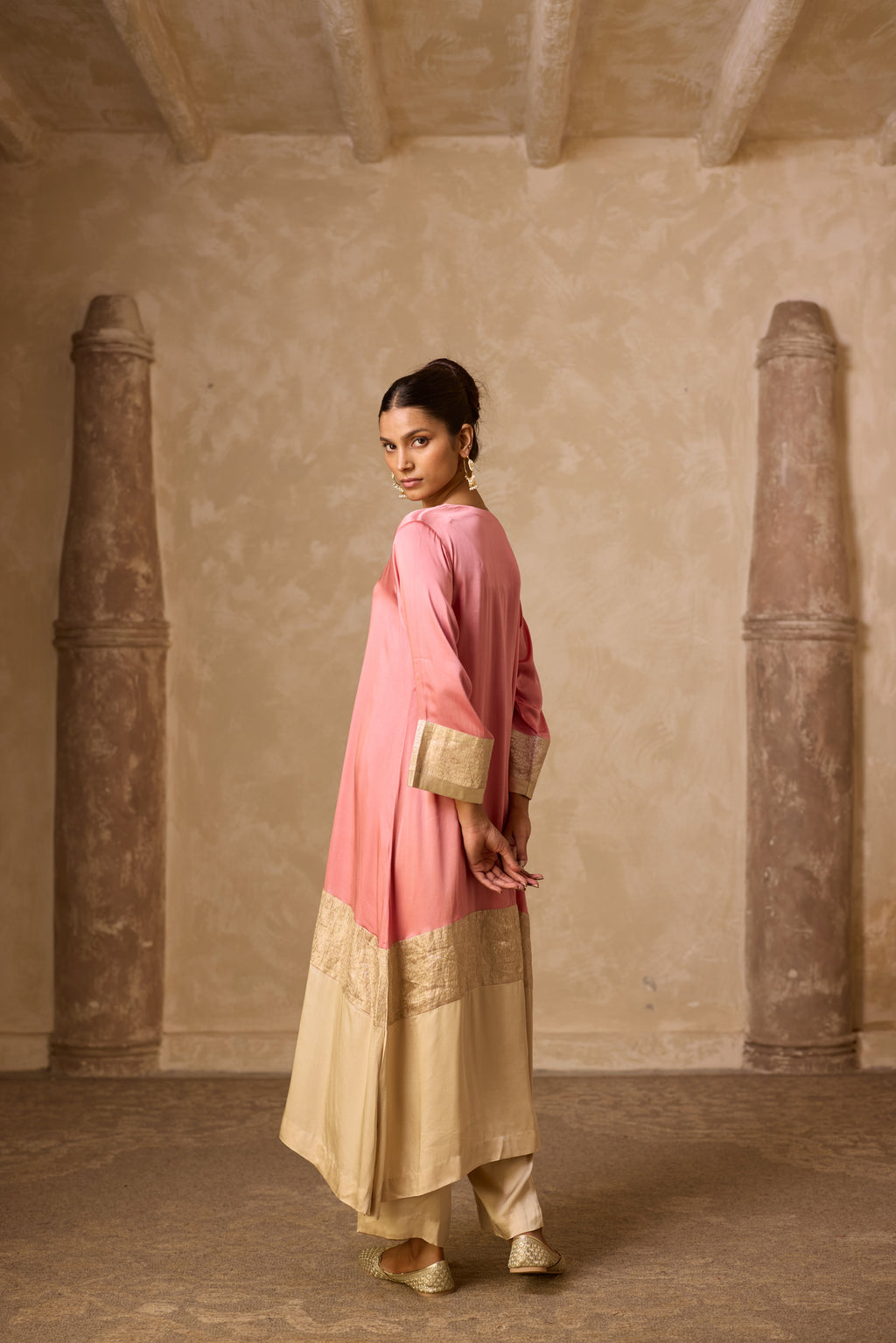 HEENA KAFTAN SET DULL ROSE