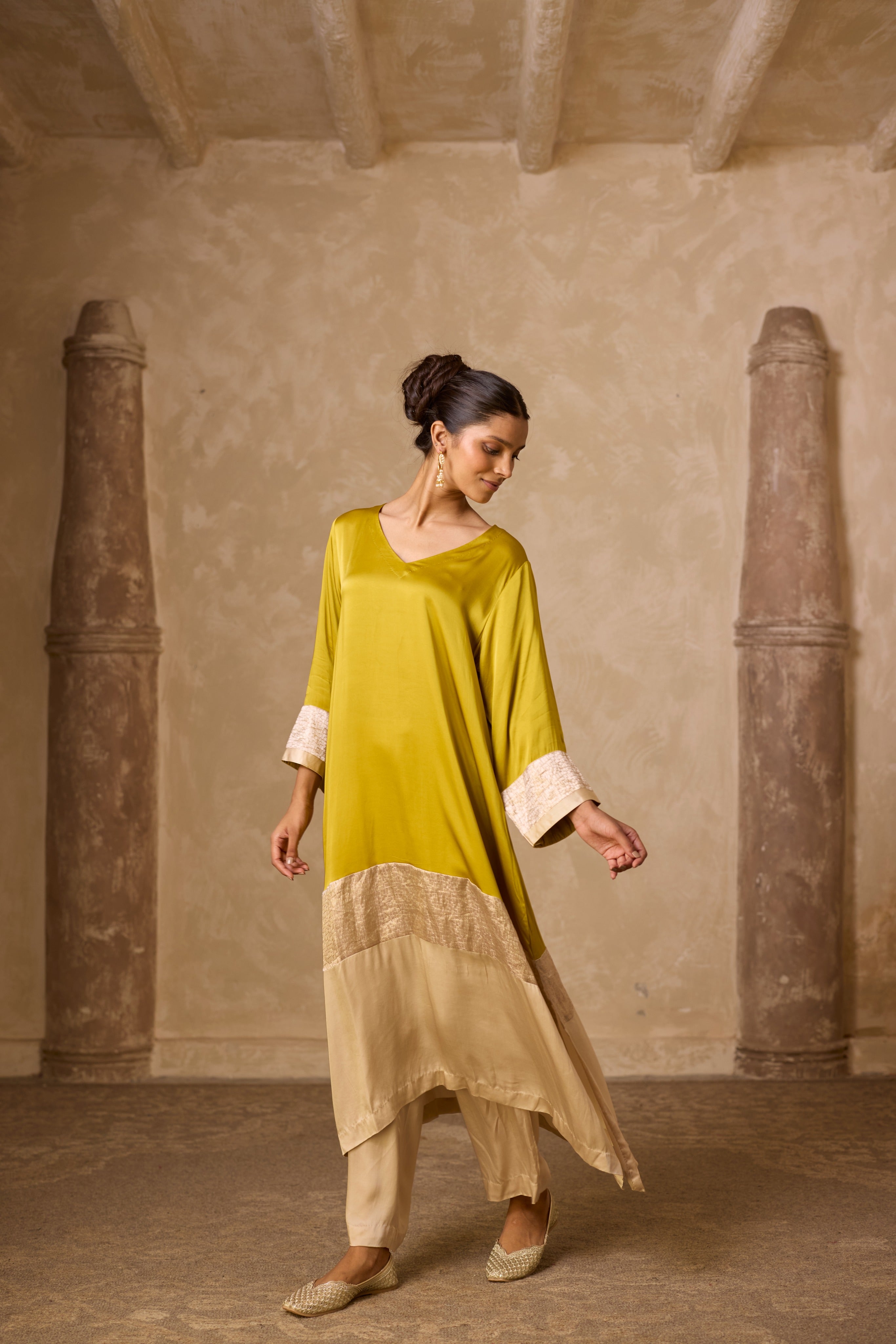 HEENA KAFTAN SET LIME GREEN
