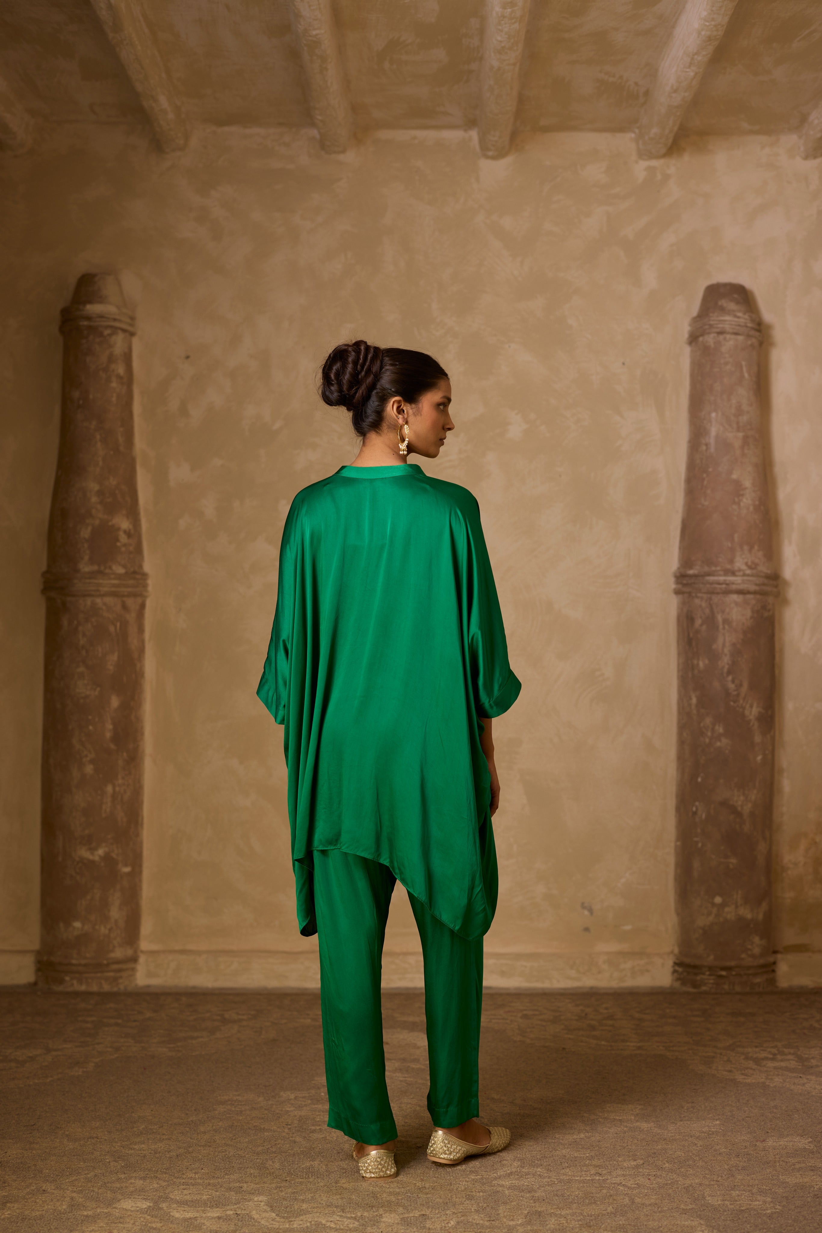 ZOHA ANTI  FIT SHIRT SET GREEN
