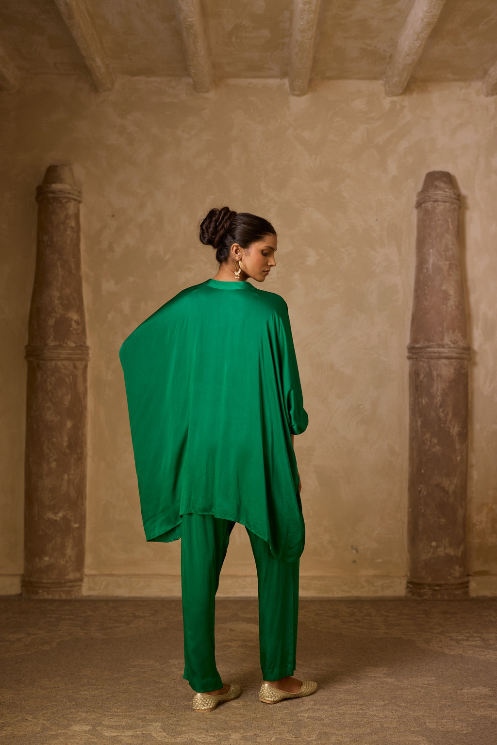 ZOHA ANTI  FIT SHIRT SET GREEN