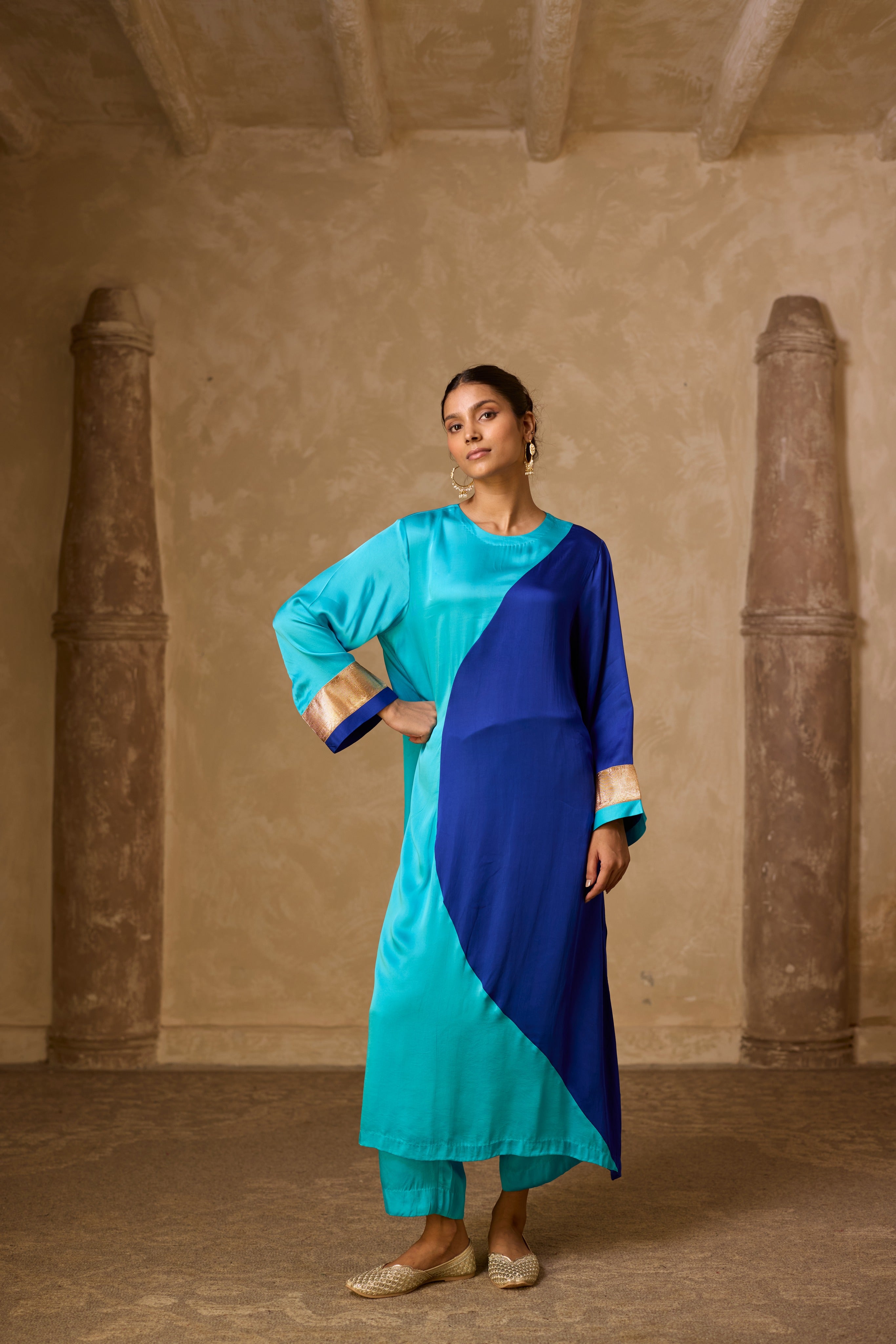 CHANDRIKA KURTA SET BLUE