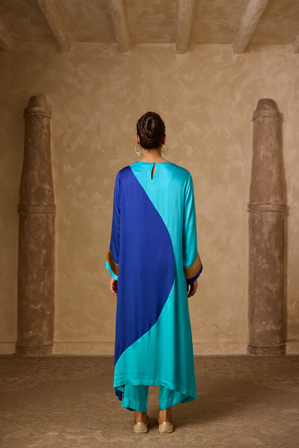 CHANDRIKA KURTA SET BLUE