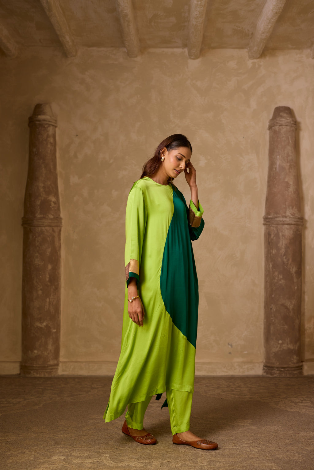 CHANDRIKA KURTA SET GREEN
