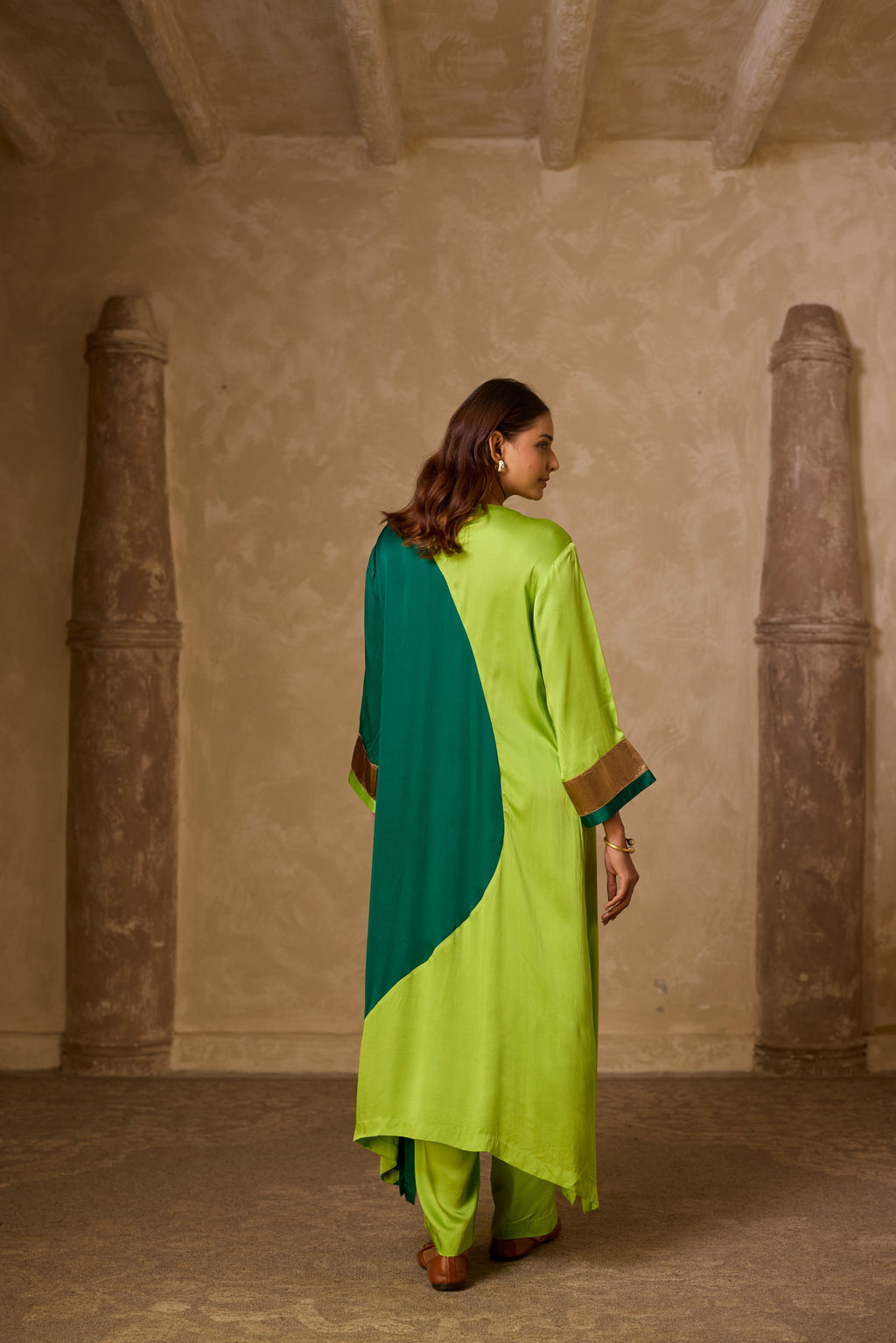 CHANDRIKA KURTA SET GREEN