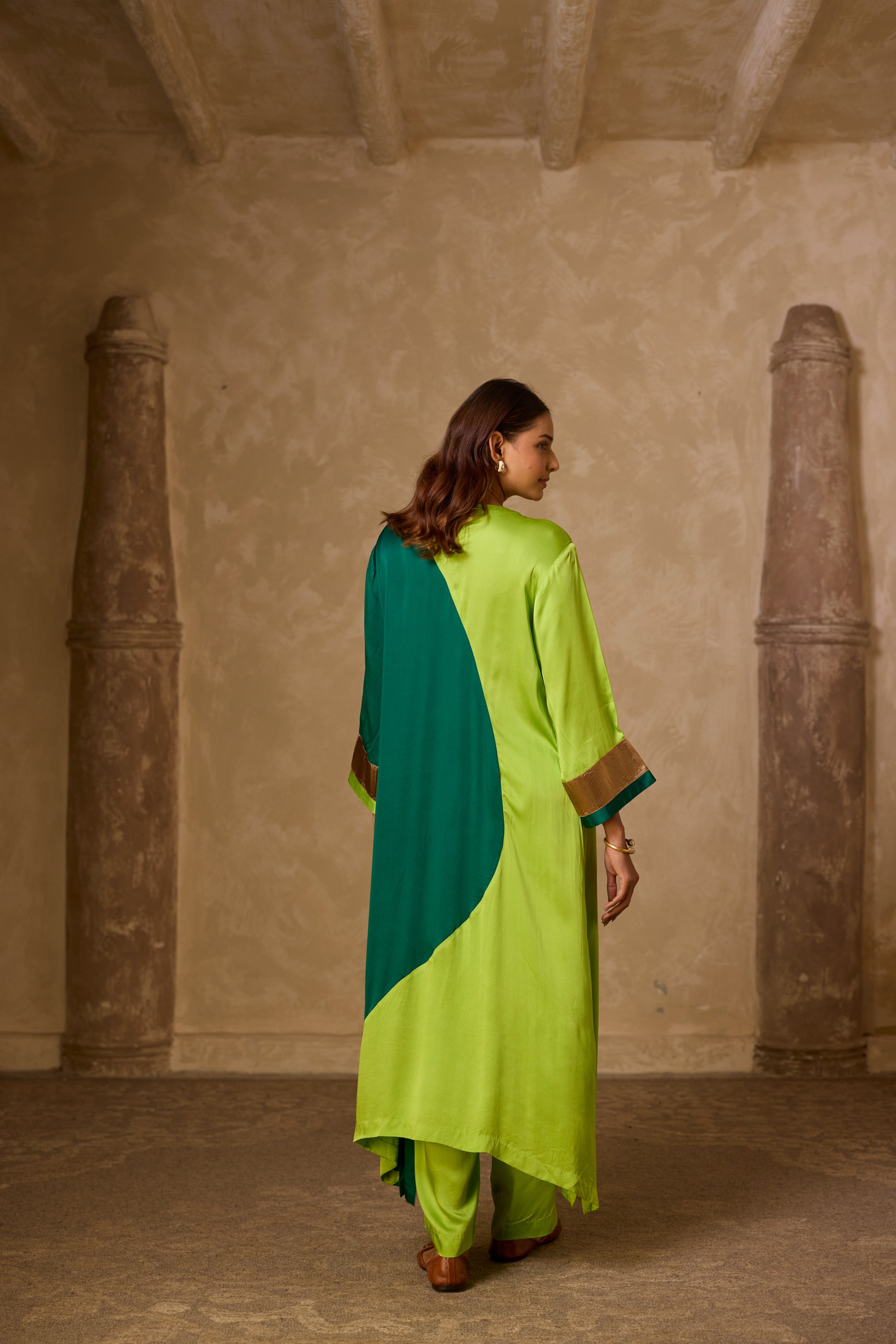 CHANDRIKA KURTA SET GREEN