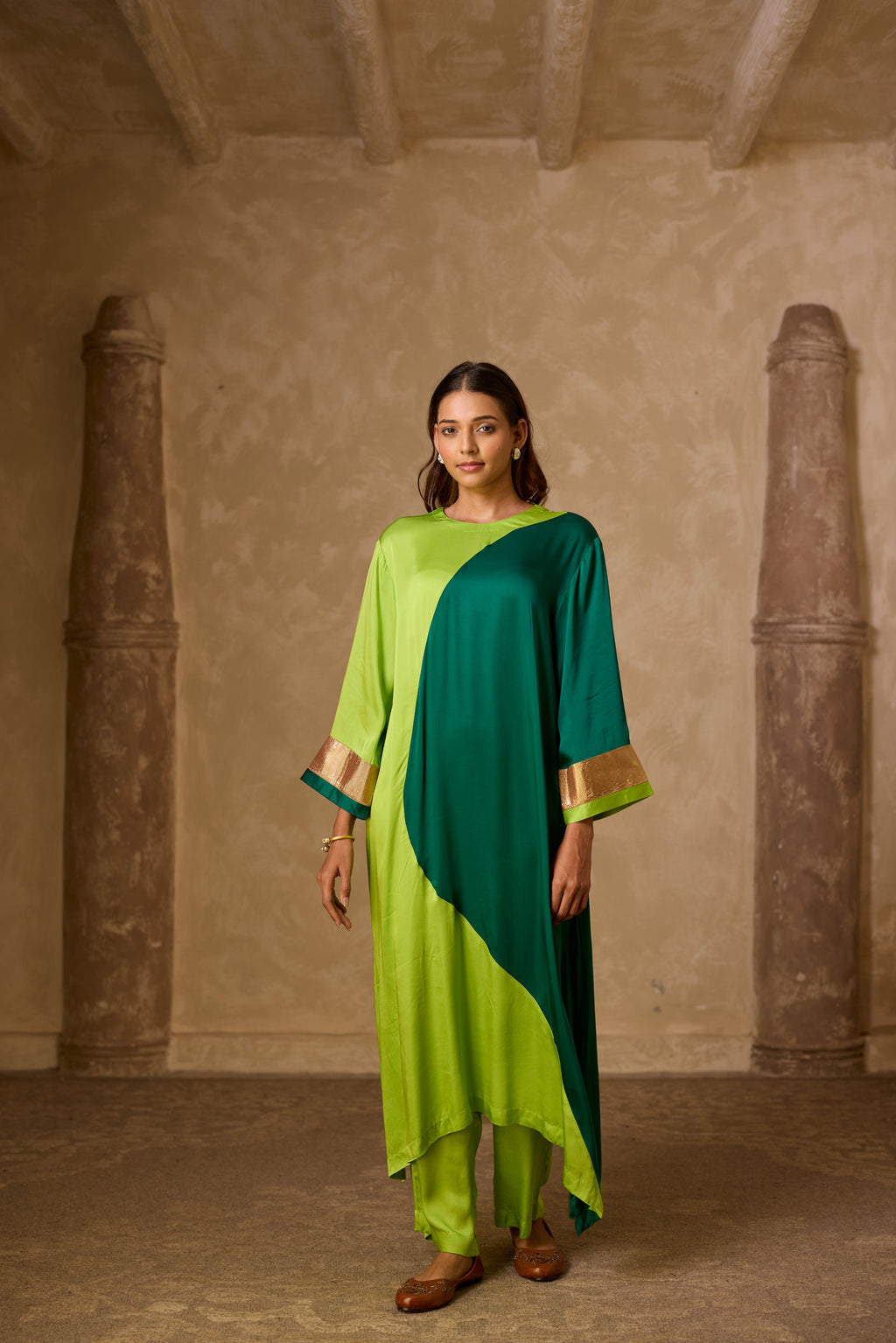 CHANDRIKA KURTA SET GREEN