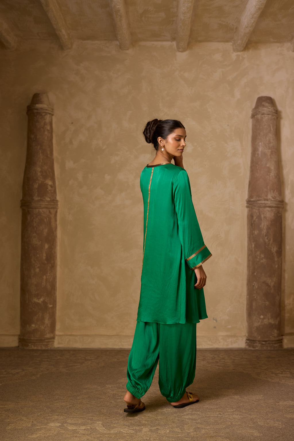 AZRA KURTA SET GREEN