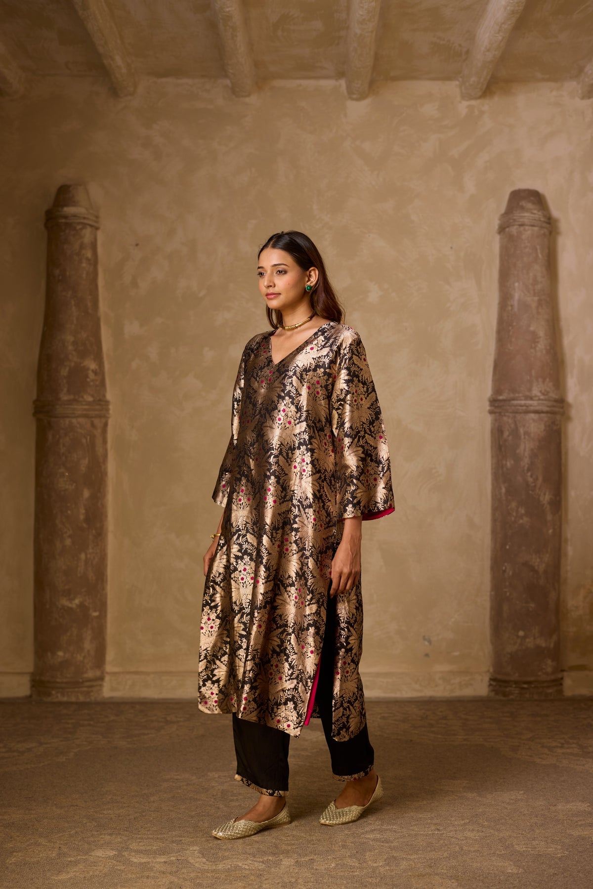 HAZARA KURTA WITH PLAIN PANT SET (SET OF TWO)