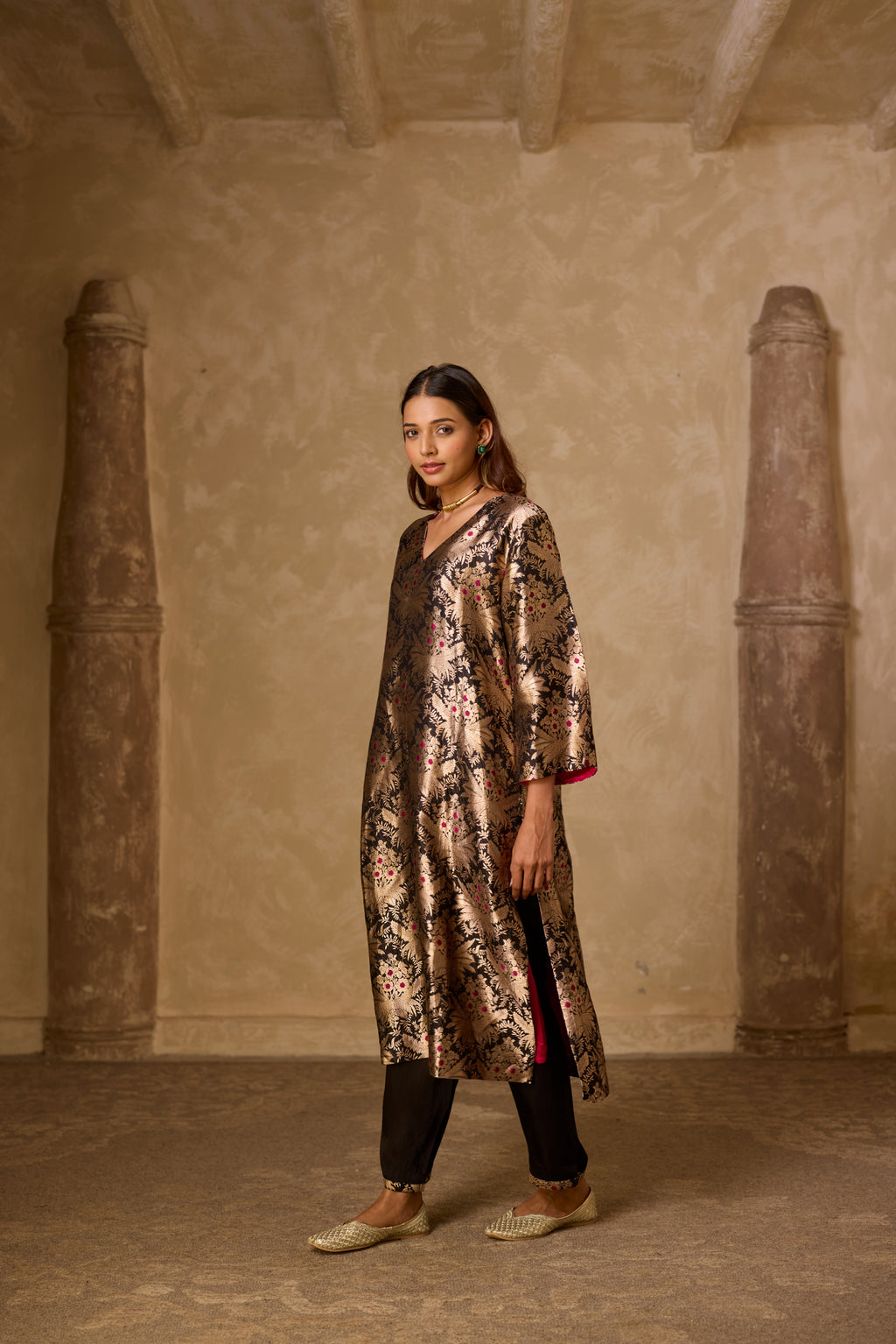 HAZARA KURTA WITH PLAIN PANT SET (SET OF TWO)