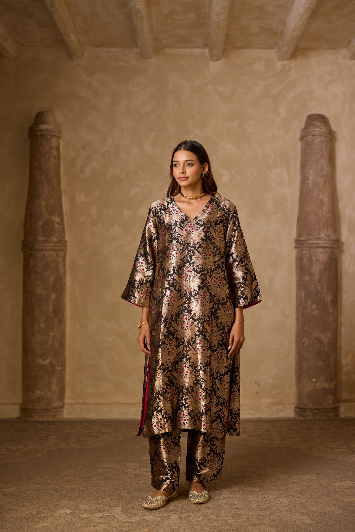 HAZARA BROCADE SET BLACK