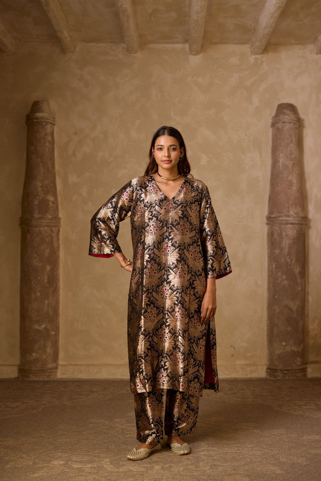 HAZARA BROCADE SET BLACK