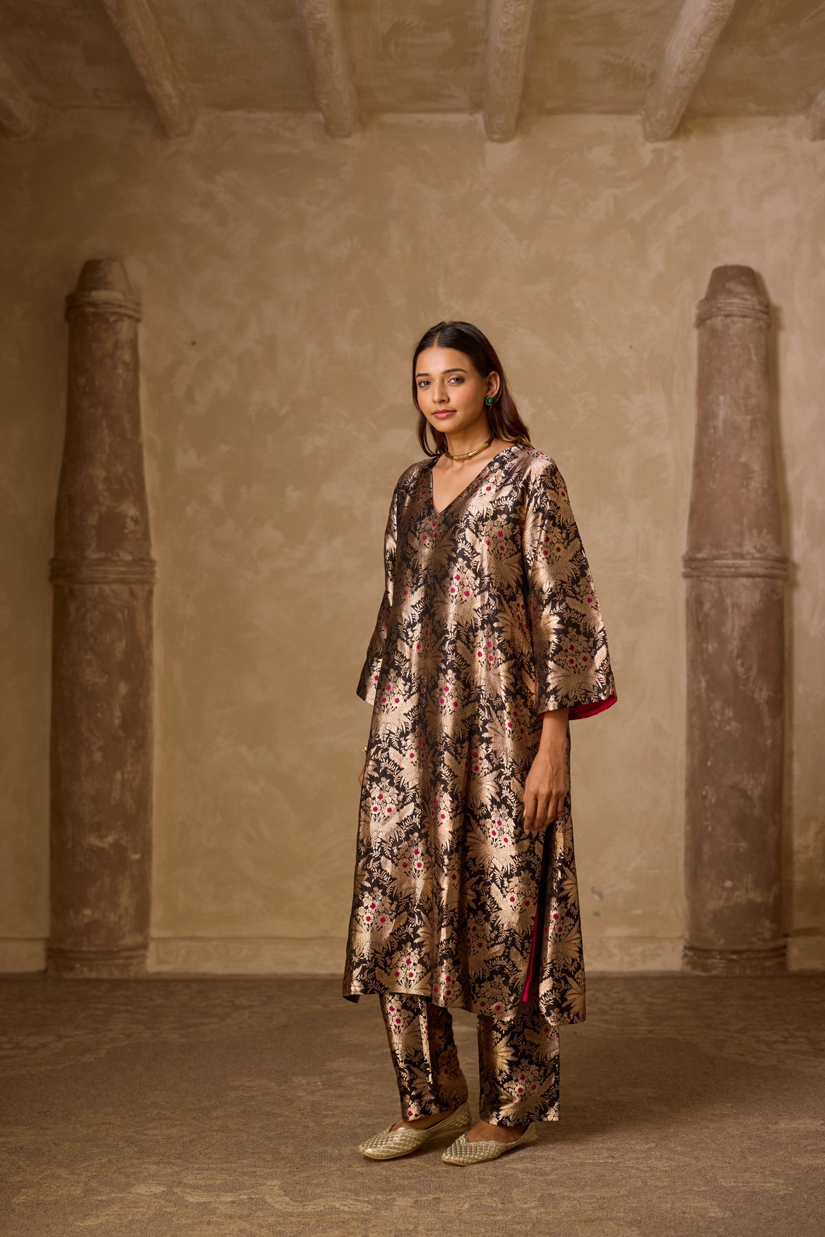 HAZARA BROCADE SET BLACK