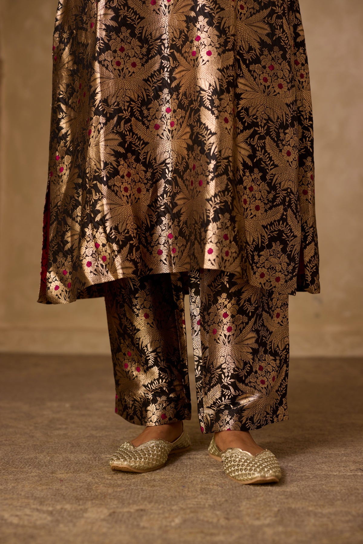HAZARA BROCADE SET BLACK