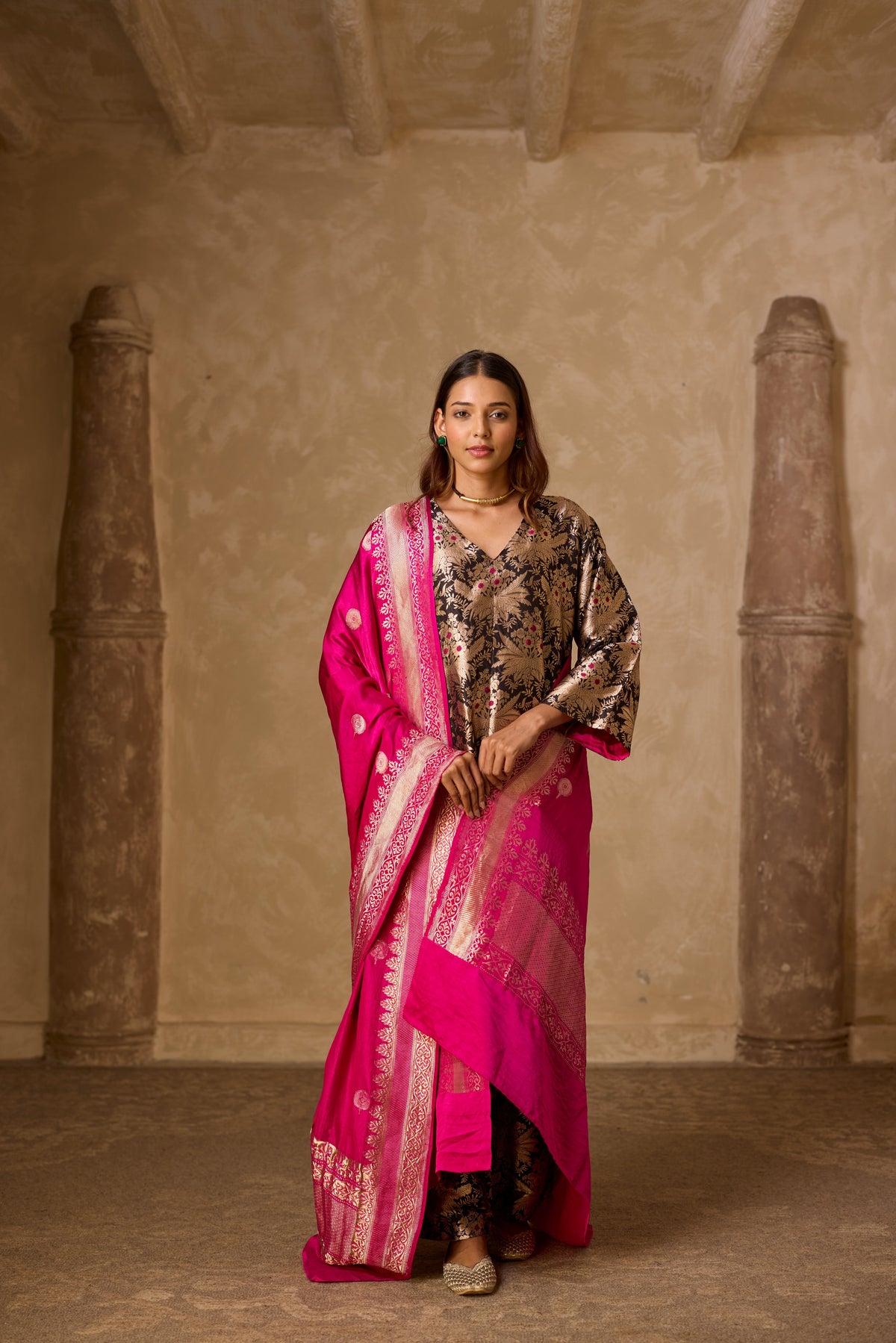 HAZARA BROCADE SET BLACK