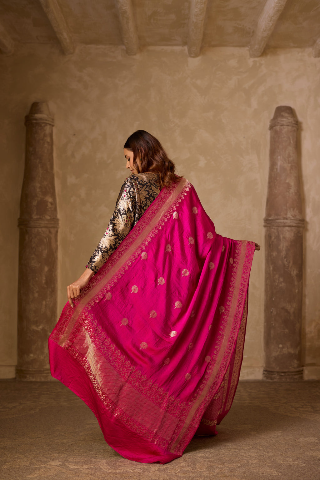 HAZARA BROCADE SET BLACK