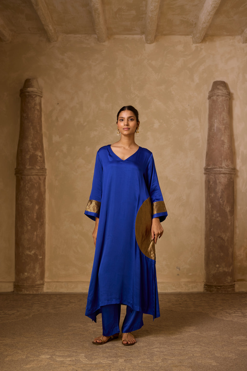RANGOLI KAFTAN SET ROYAL BLUE
