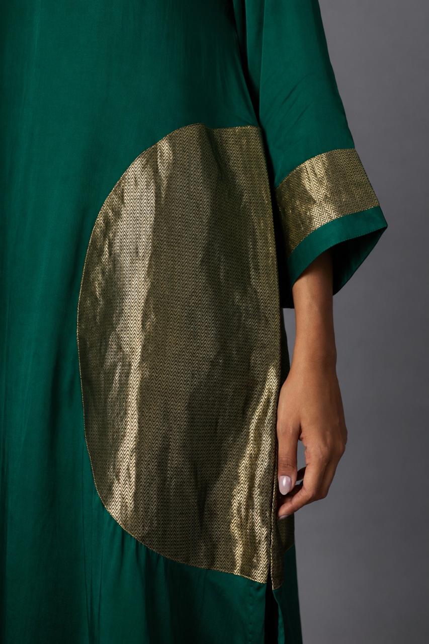 RANGOLI KAFTAN GREEN SET   (SET OF TWO)