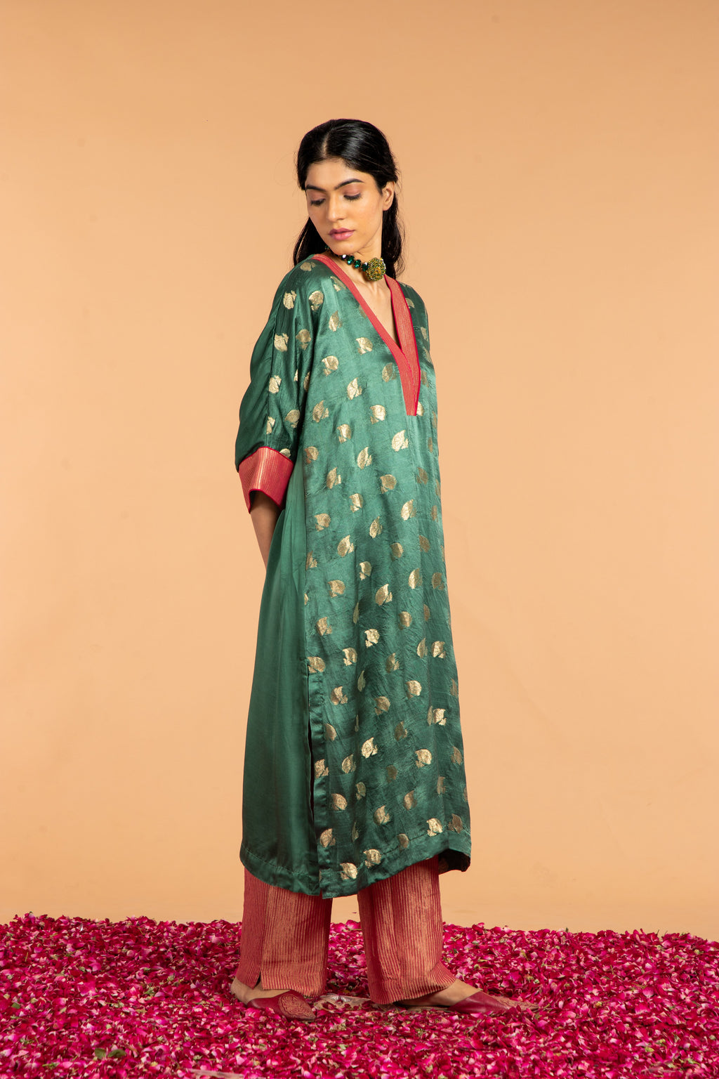 HARA GULAB CHOGA CO - ORD SET  (2PC SET)