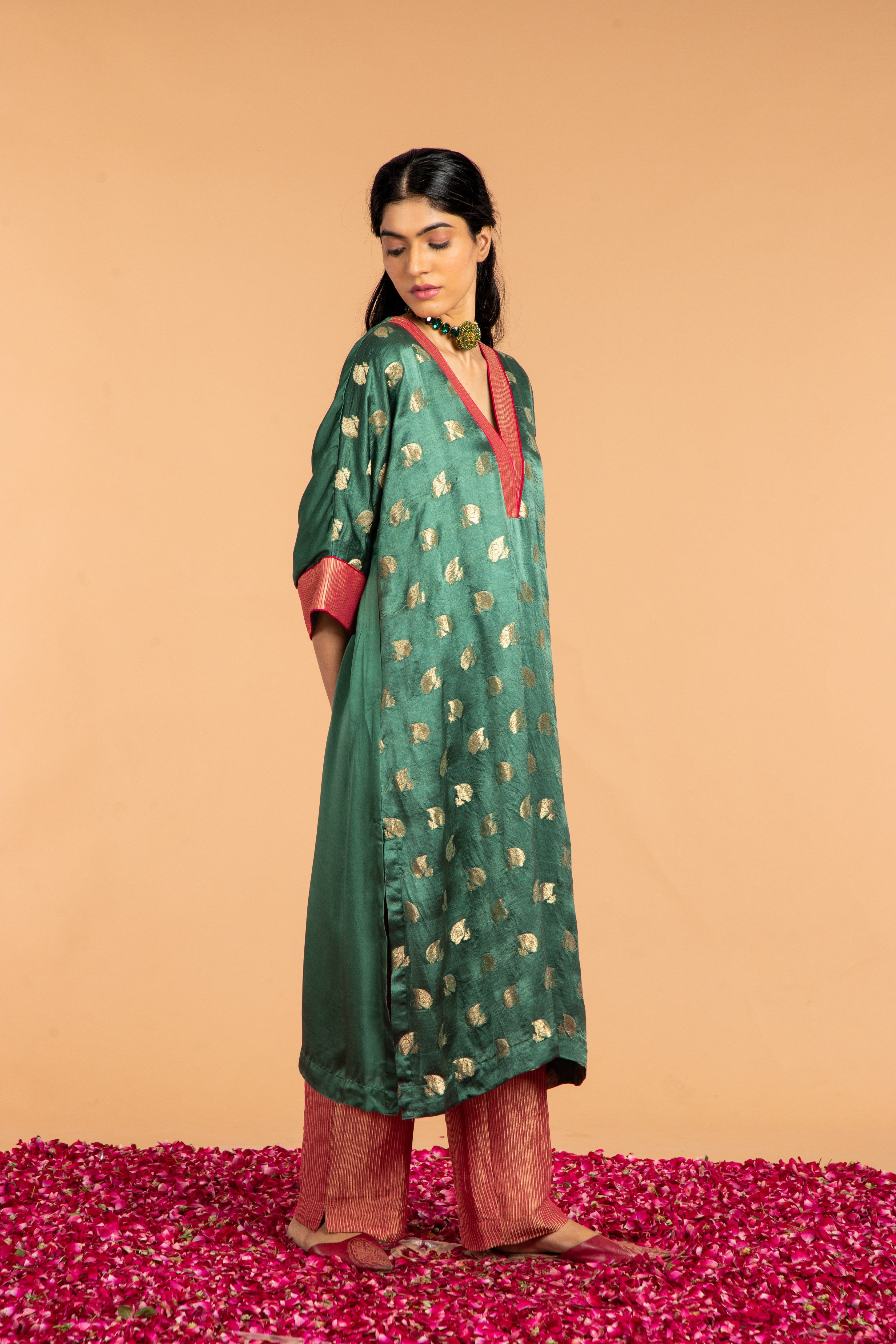 HARA GULAB CHOGA CO - ORD SET  (2PC SET)