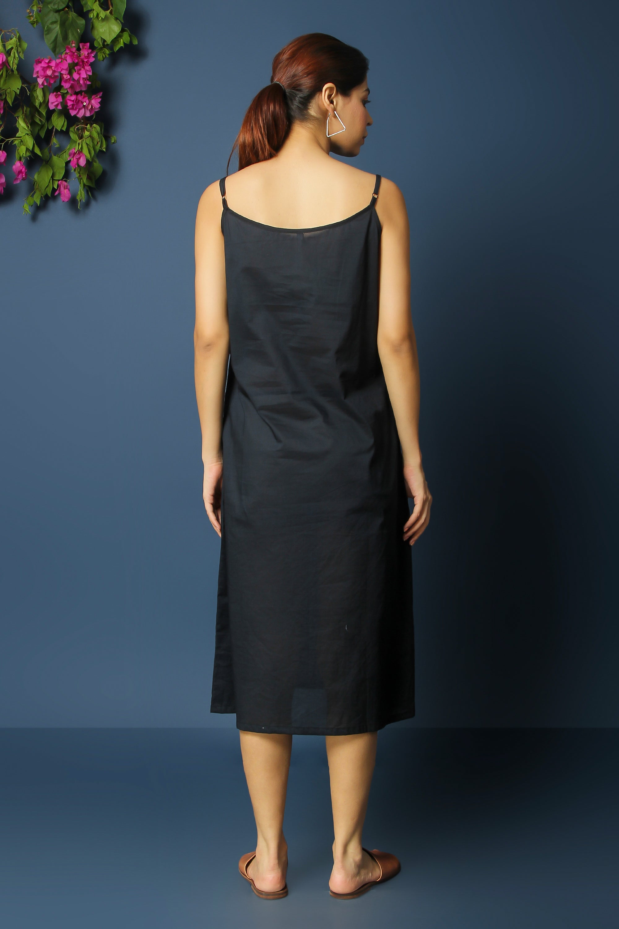 FRONT KNOT DRAPE DRESS