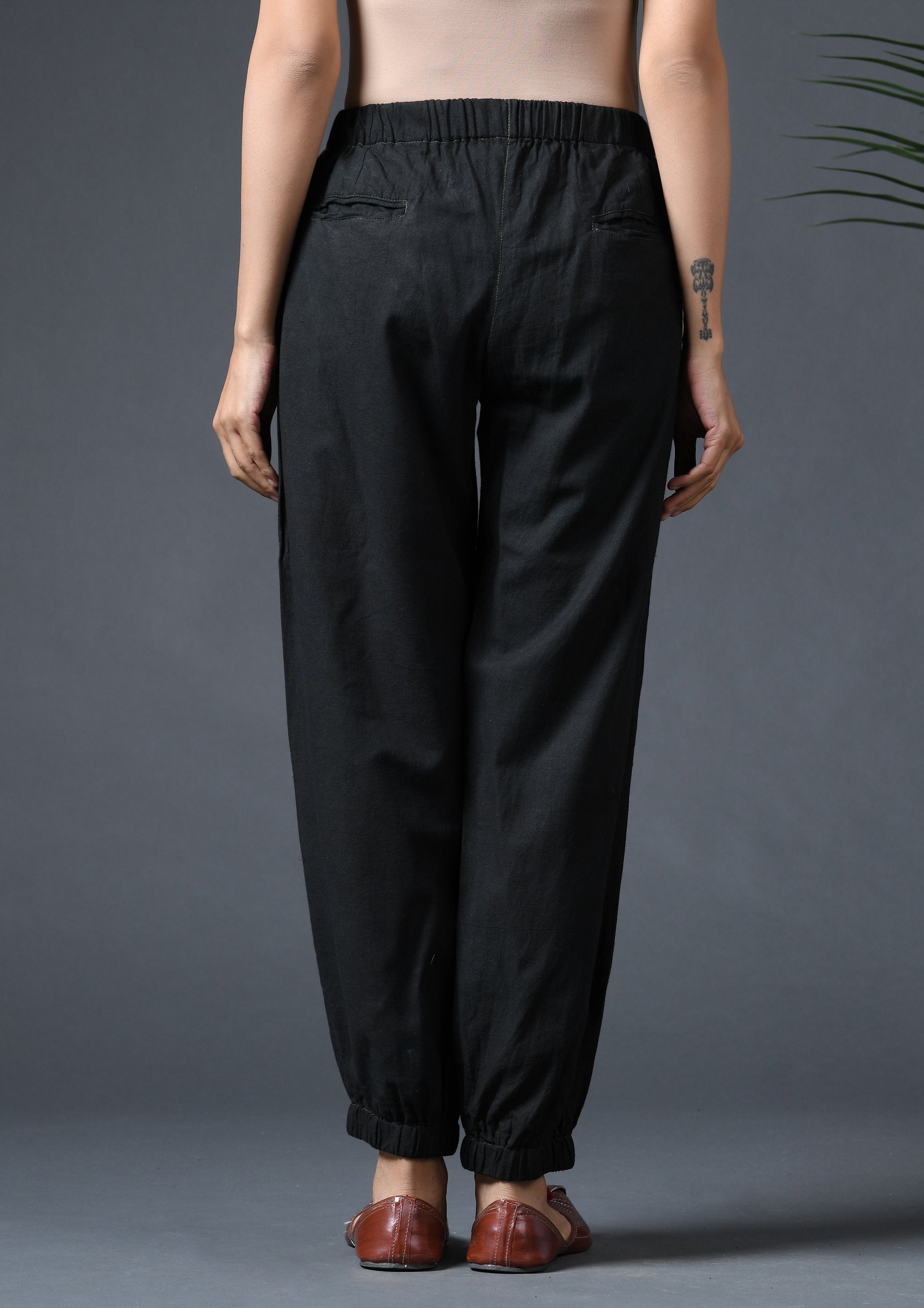 BLACK JOGGER PANTS