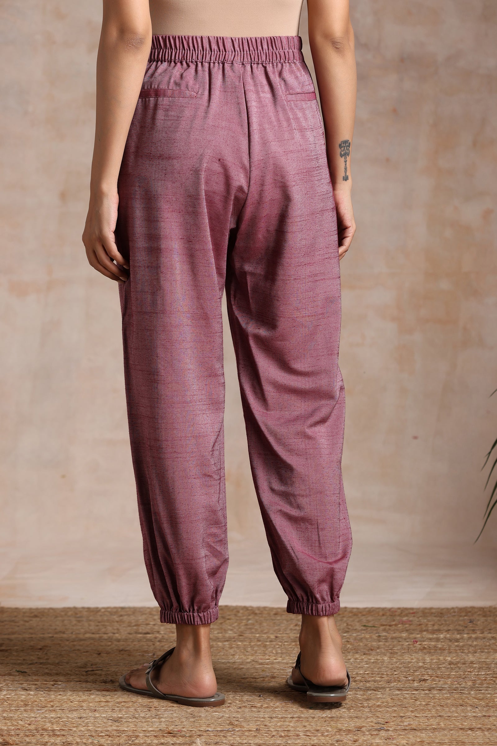 JOGGERS- DULL ROSE