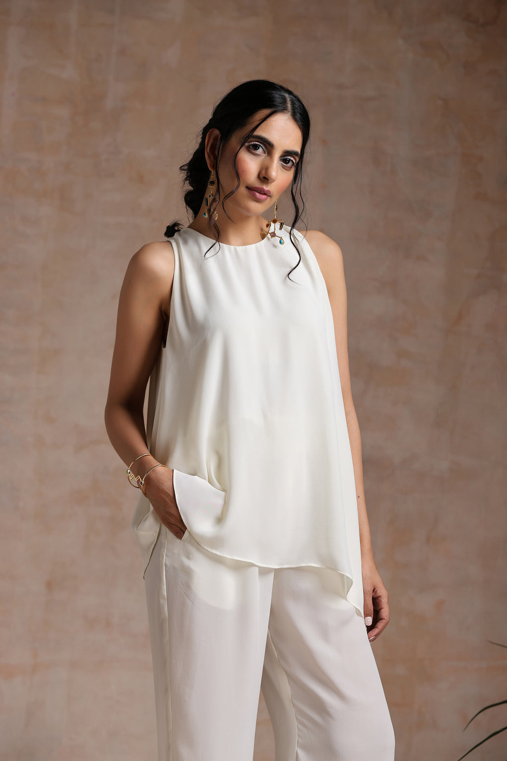 SLEEVELESS LAYERED JUMPSUIT